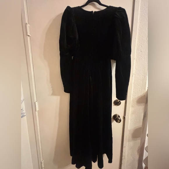 J. Peterman Classic Black Long Sleeve Dress - Picture 2 of 7
